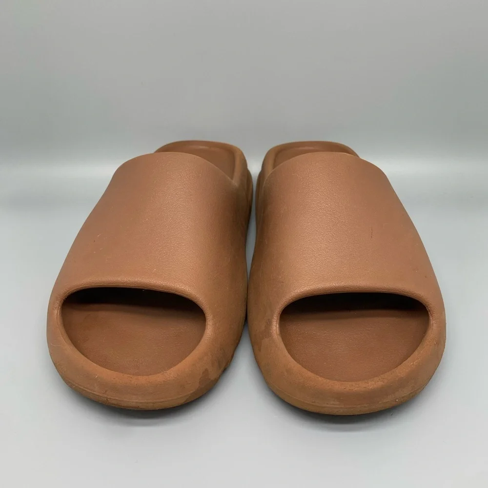 Adidas Yeezy Slides Flax Men’s Sz 11‎